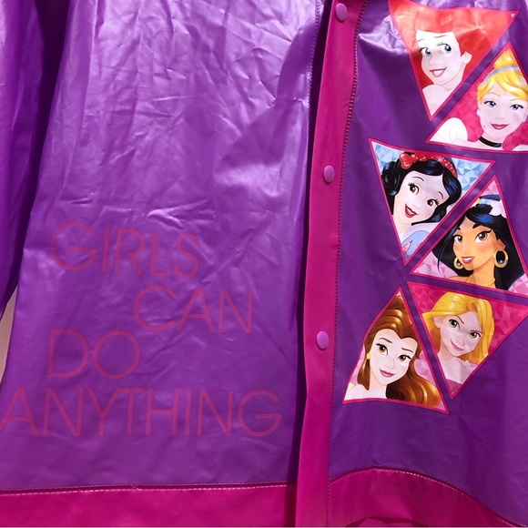 Disney Princess Purple Pink snap button hooded raincoat size 2-4T - Picture 2 of 8